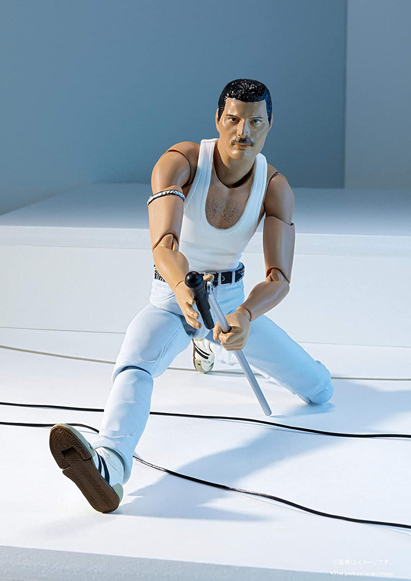 Freddie Mercury (Live Aid Ver.) S.H.FIGUARTS Queen - Bandai-Spirituosen