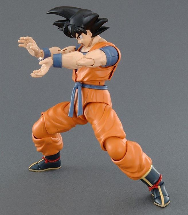 SON GOKU - Scala 1/8 - MG FIGIRESISE DRAGON BALL KAI - BANDAI