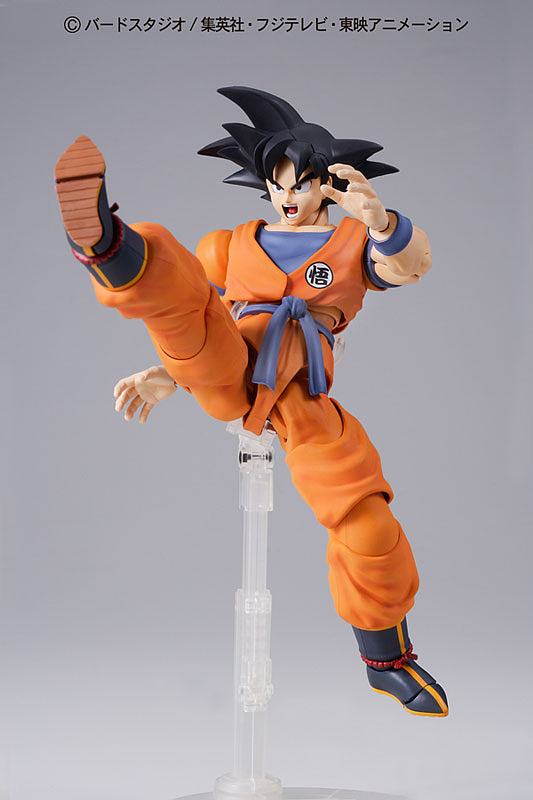 SON GOKU - Scala 1/8 - MG FIGIRESISE DRAGON BALL KAI - BANDAI