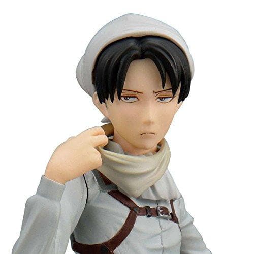 Attack on Titan Premium Figure Levi